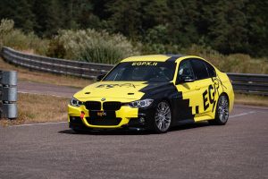 Vairuok lenktyninį BMW trasoje